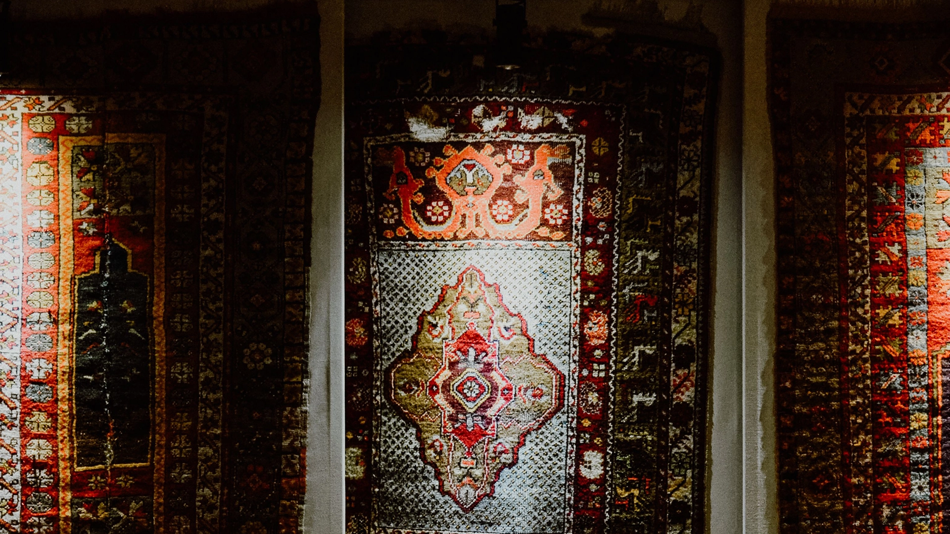 Deciphering the Motifs: The Language of the Loom