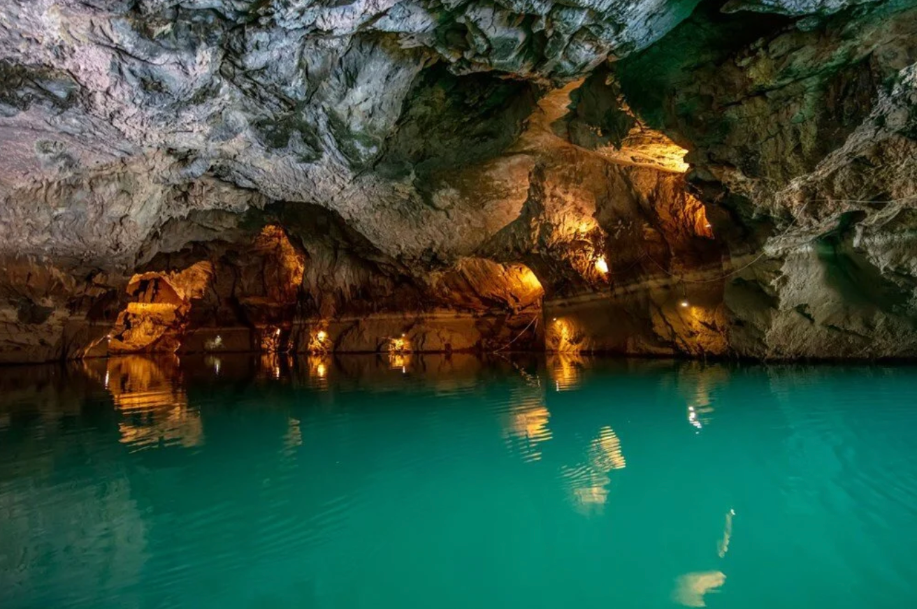 Antalya: Hidden Turkish Villages & Altınbeşik Cave Private Tour