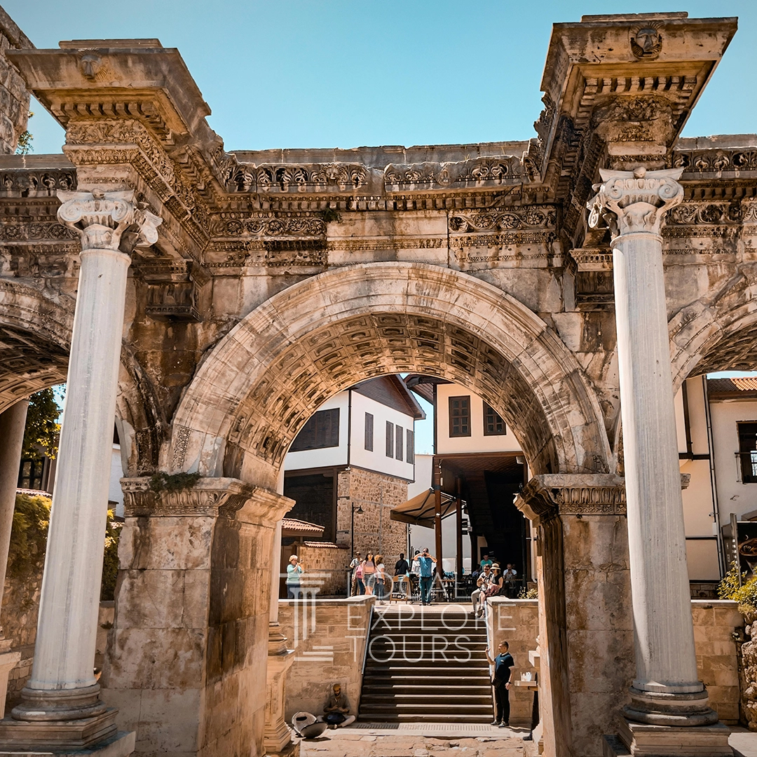 Antalya : Private Food & Walking Tour