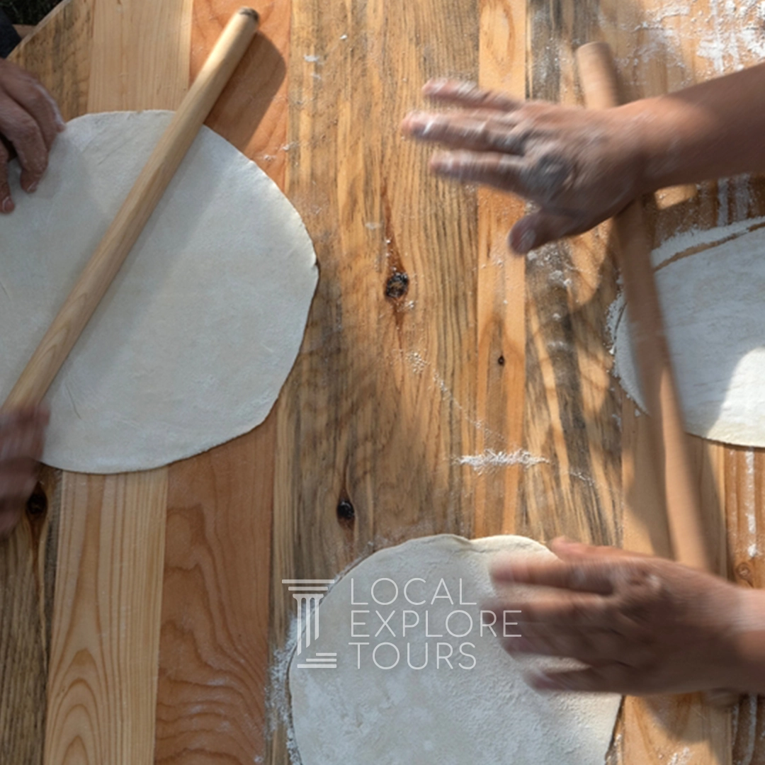 Antalya: Kaleiçi Walking Tour & Gözleme Making Experience